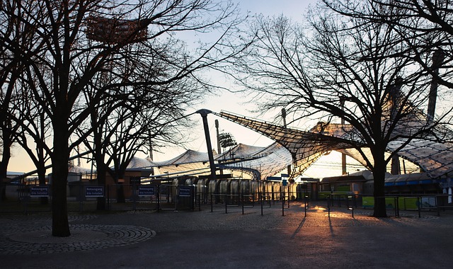 員的自信與 員的自信與